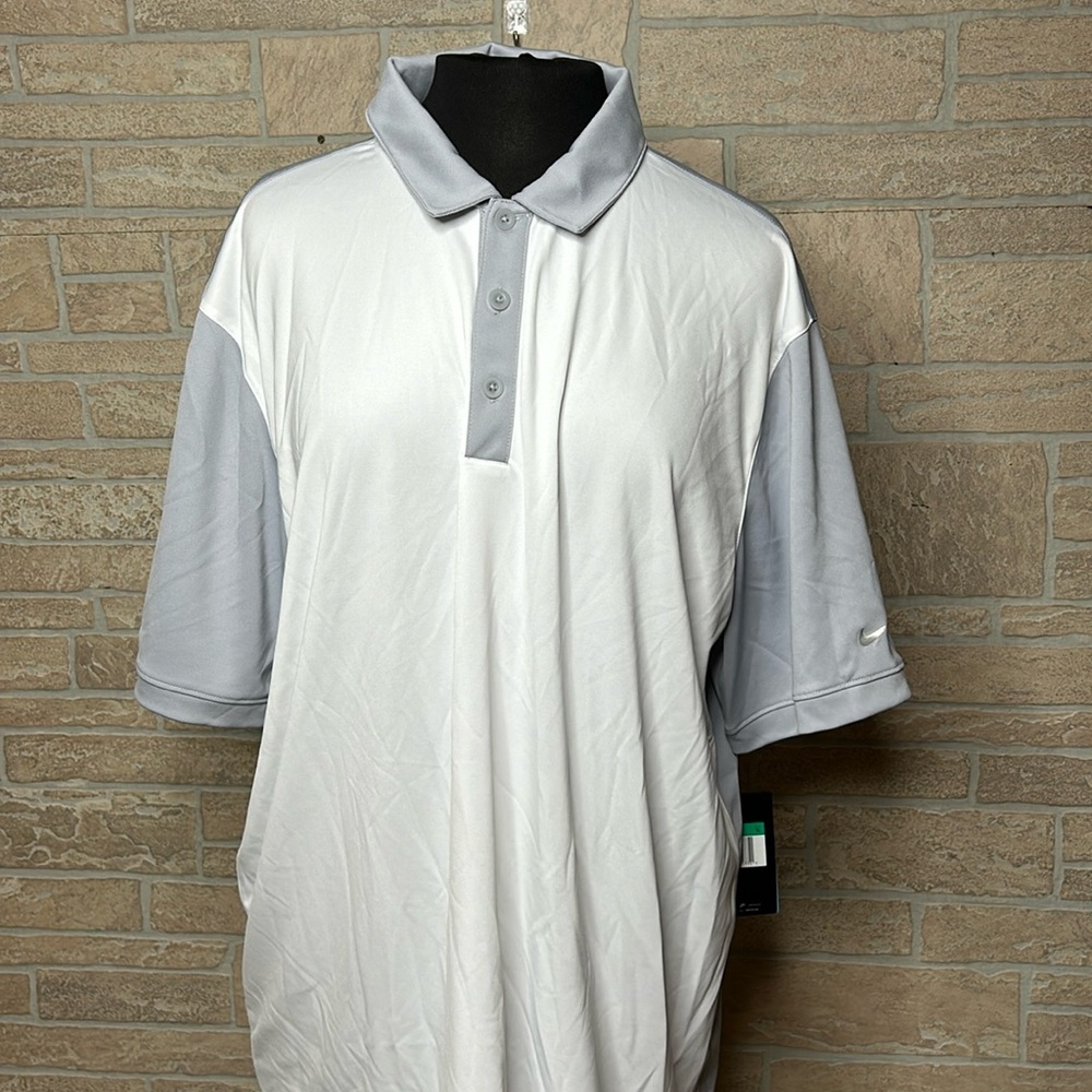 NIKE Gray and White Golf Polo Dri-Fit Size XL NWT NEW